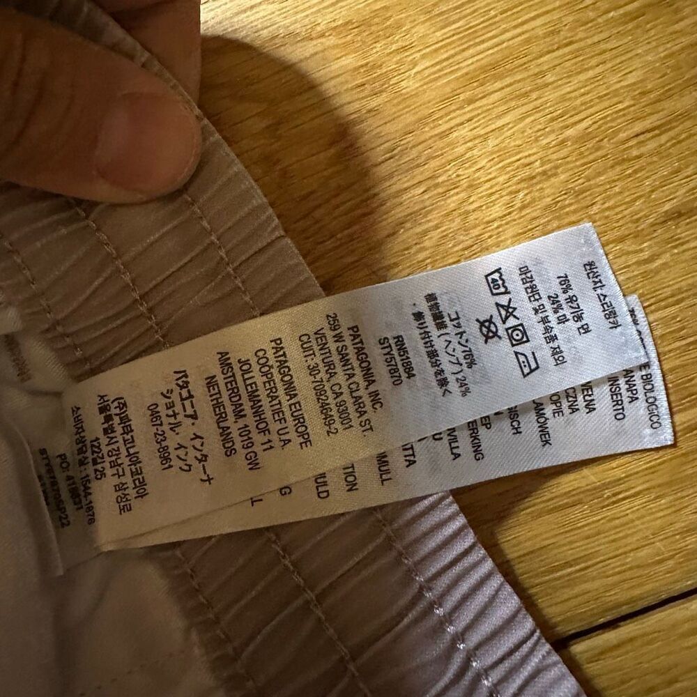 Patagonia men’s shorts large - Picture 4 of 10